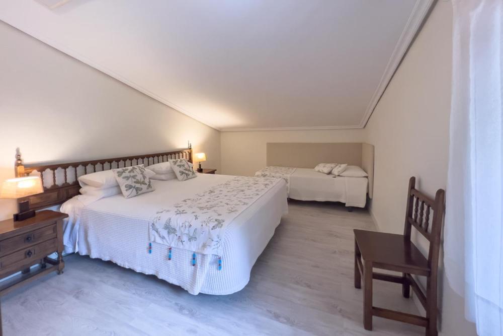 Apartamentos Santa Lucia Cabezón de la Sal Kültér fotó