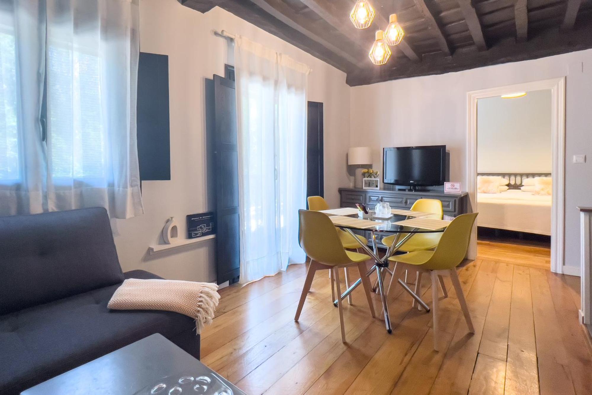 Apartamentos Santa Lucia Cabezón de la Sal Kültér fotó